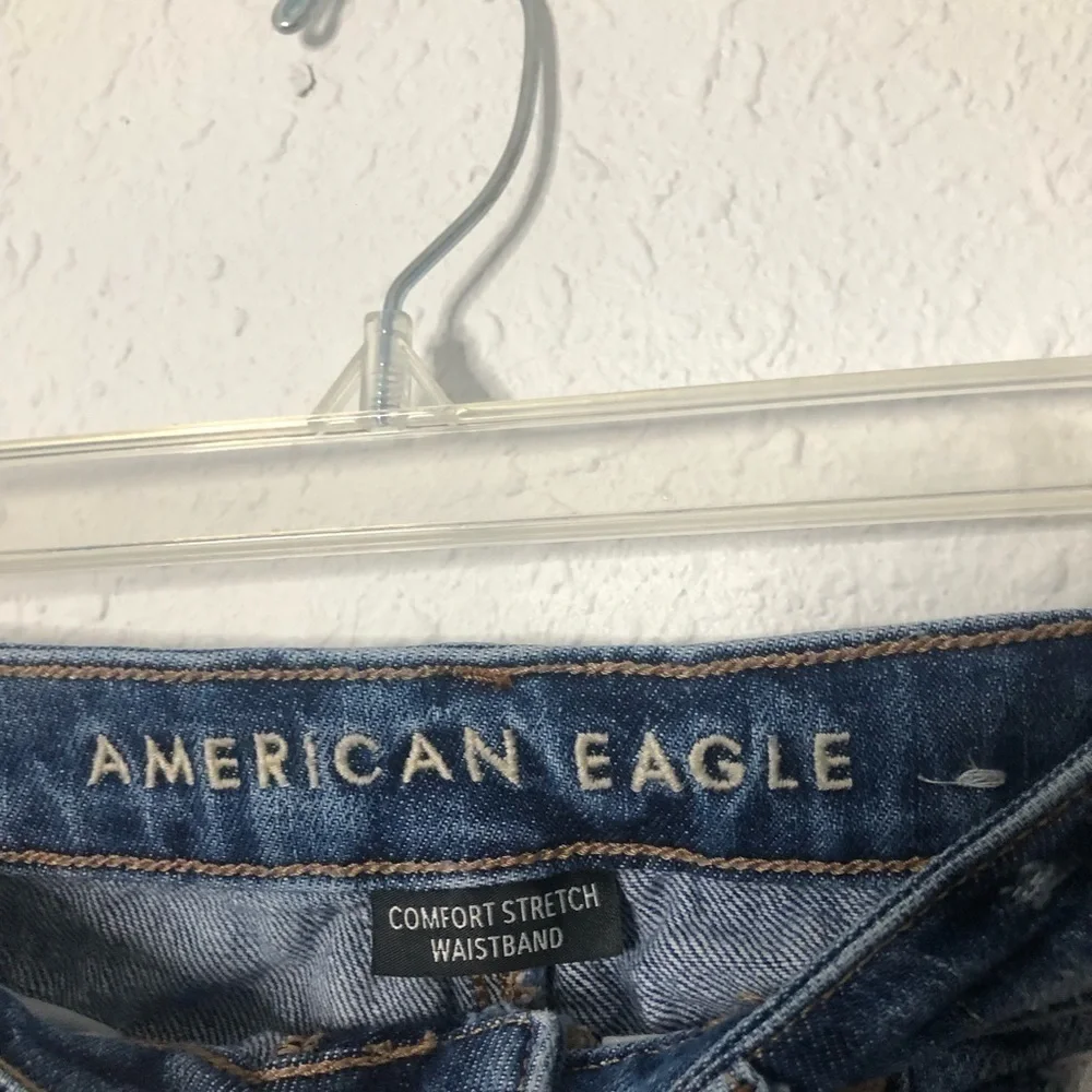 American Eagle High Waisted Distressed Jean Shorts 0